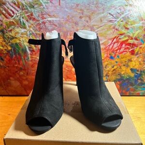 Lucky Brand Black Ankle Booties Peep-Toe Suede